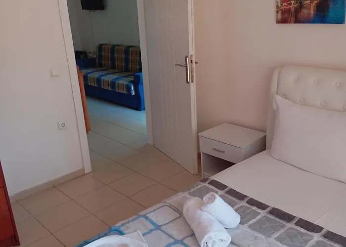 Semesterbostad Gregory & George *