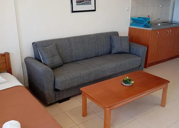 Semesterbostad Gregory & George *