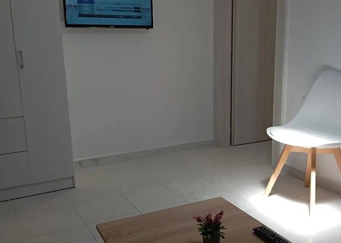 Gregory & George Semesterbostad *