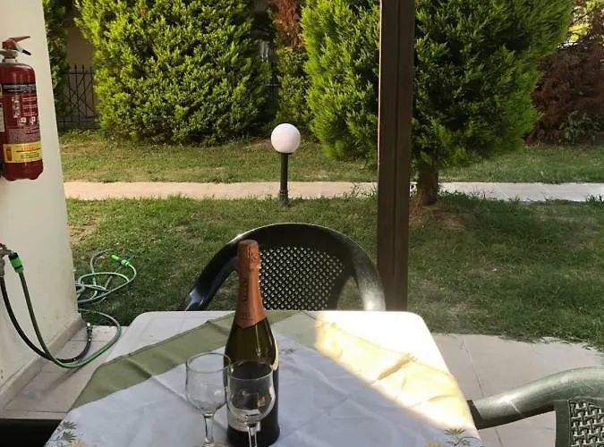 Semesterbostad Gregory & George *