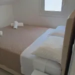 Gregory & George Holiday home