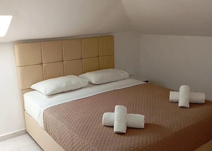 Gregory & George * Chaniotis