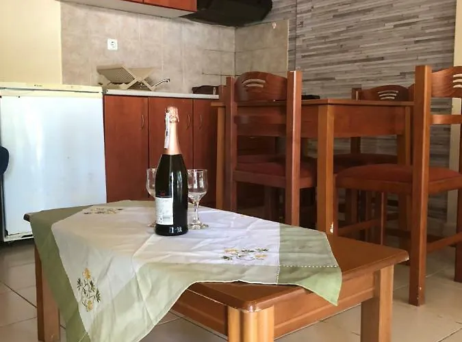 Gregory & George Tatil Evi